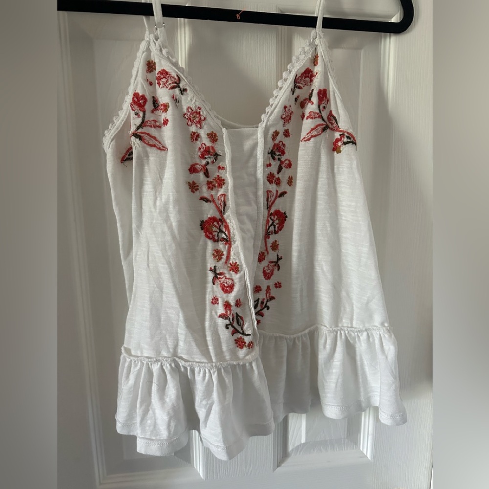 Embroidered Floral White Top